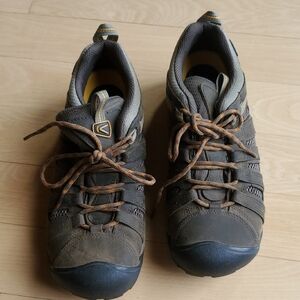 Keen Voyageur Men's Brown and‎ Black Athletic Sz. 9.5 Shoes